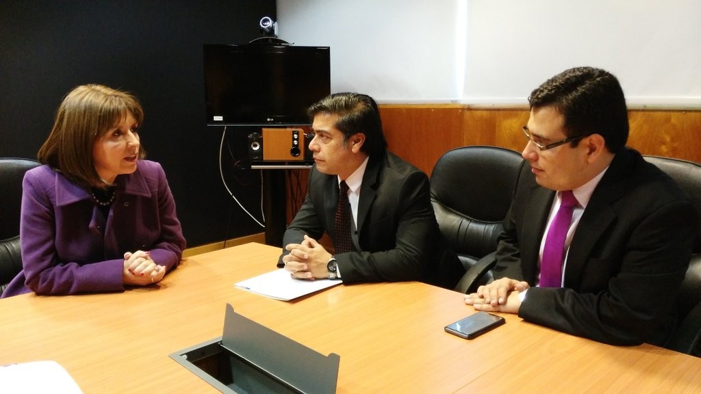 Director de SENDA, Mariano Montenegro, con intendenta (s), Andrea Muñoz