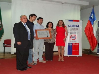 Liceo de Huara logró concurso de debates preventivos organizado por SENDA