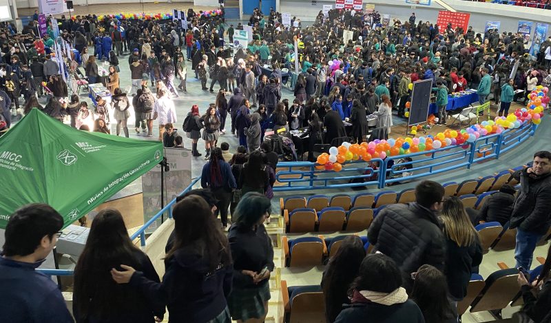 Con masiva presencia de estudiantes se realizó Feria Preventiva de SENDA en Talcahuano
