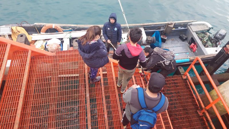 Con pesca preventiva SENDA Valparaíso refuerza los factores protectores en Juan Fernández