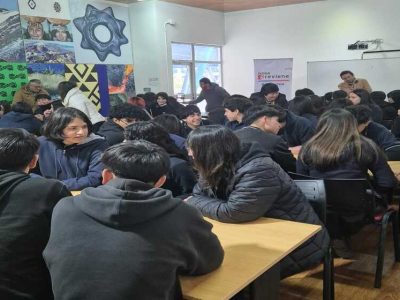 SENDA realizó encuesta Juventud y Bienestar para estudiantes de 2do medio del Liceo Bicentenario Óscar Castro Zúñiga