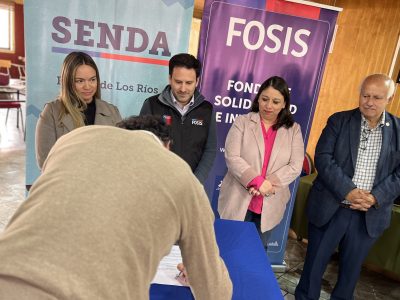 15 personas usuarias de SENDA serán beneficiarias del programa Emprendamos Básico de FOSIS